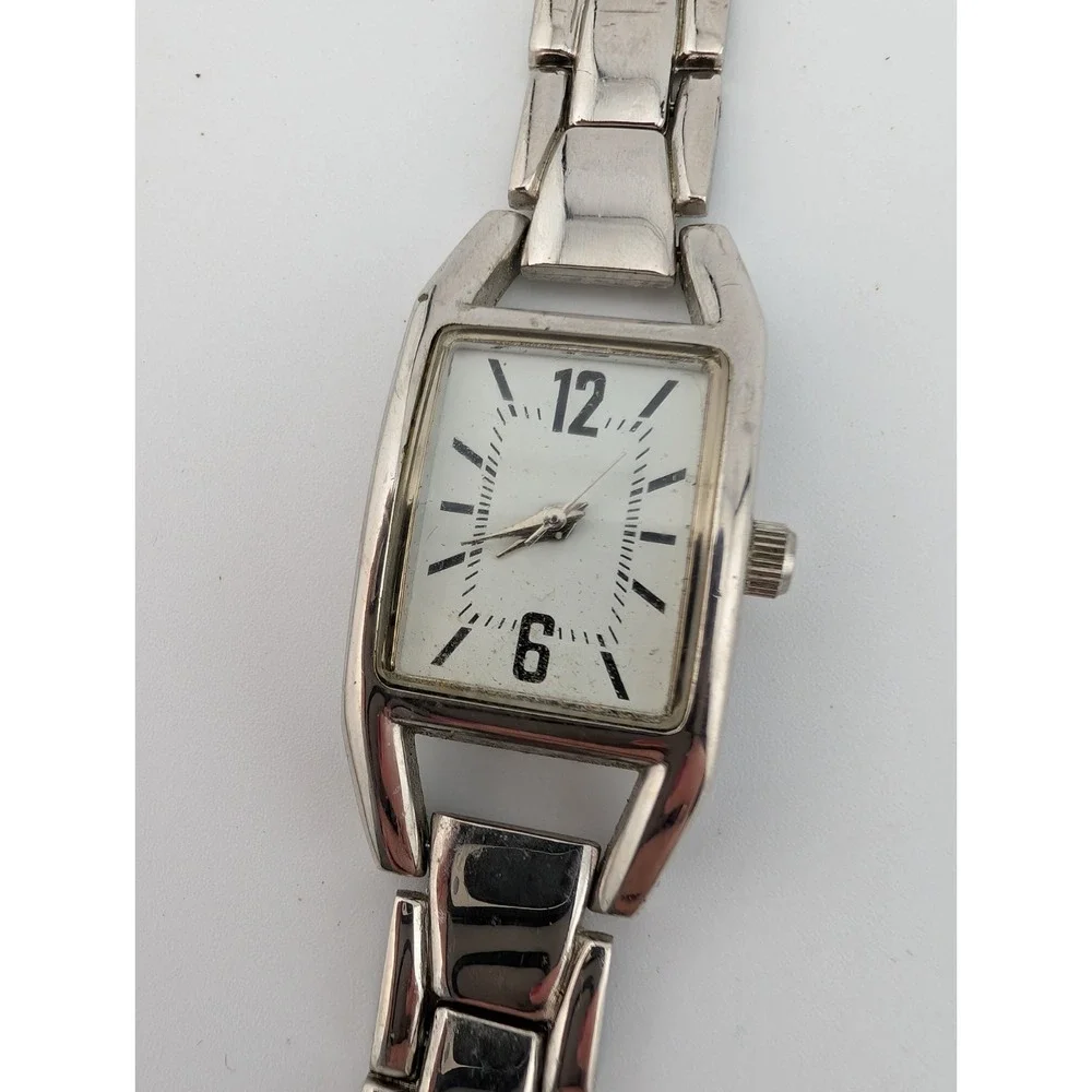 Time & Tru Tank Watch Women 20mm Silver Case 7